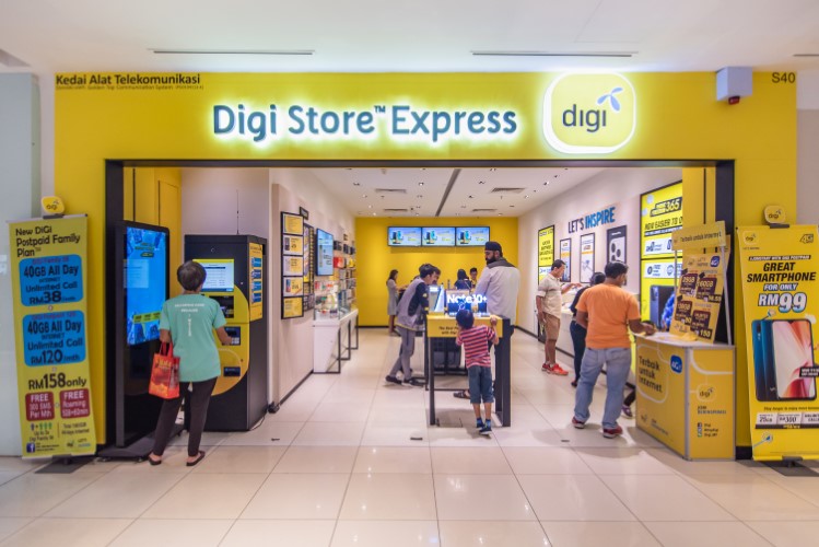 Me digi centre near DiGi Stores